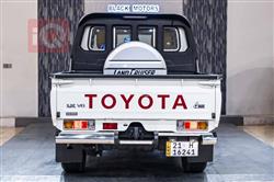 Toyota Land Cruiser Pickup